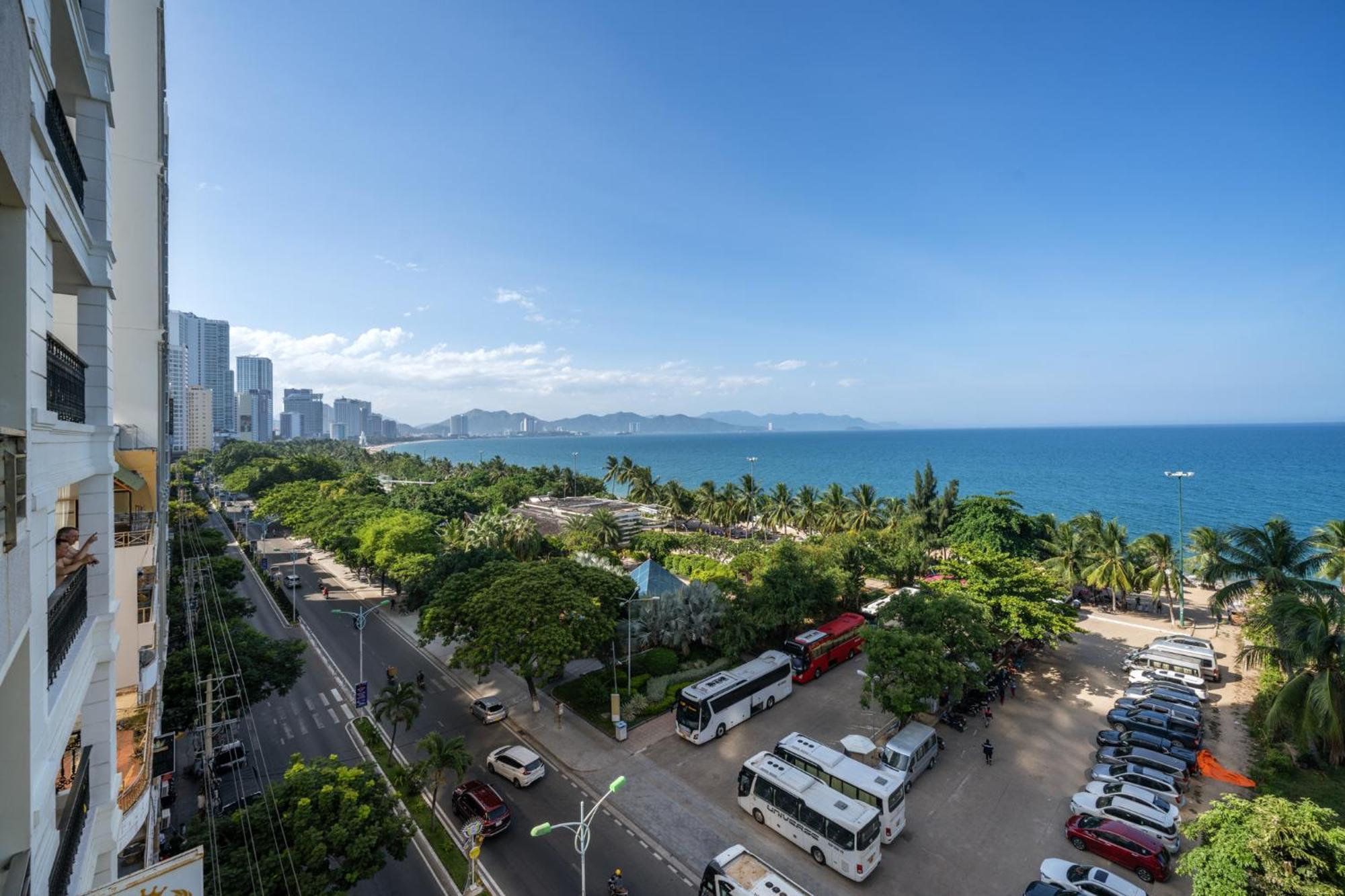 Nami Hotel Nha Trang Exterior photo